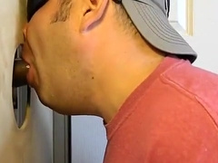 OUT OF TOWNER VISITS GH-BIGGEST DICK EVER AT MY GLORYHOLE