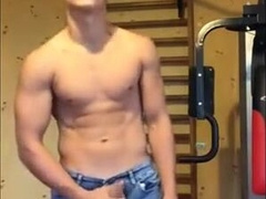 Hunky Amateur Twink Masturbating on Webcam