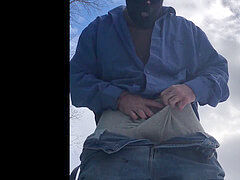 Freddy’s Outdoor Muscle ripple and masturbate Off