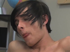 Youngster Preston Andrews Bottoms Rock hard For His Homie Aidan Chase