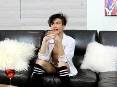 FELLOW KICK - Greco Rai Shares His Dearest Postures And Drains Off It