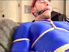 Bodysuit bonds in blue