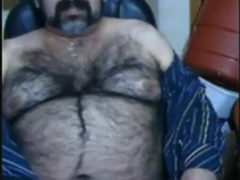 Hefty unshaved grizzly and unshaved bod