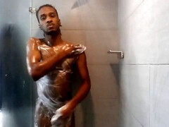 Massagin' Showerin' to Myself fo Ladiez