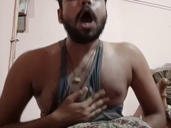 Strong big dick experiences hand job and oral pleasure
