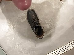 Piss and cum on neighbours boots
