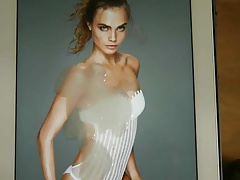 Cum on Cara Delevingne - november 2016