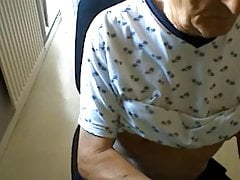 69 yo man from France