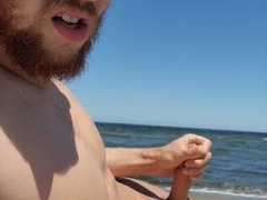 Brainwashed gooner man jerks his weenie on public beach