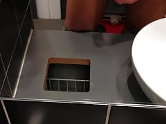 cumshot in company 1