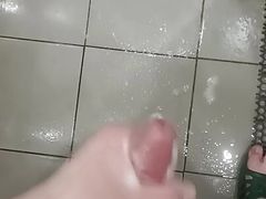 I jerk off in the shower a lot of sperm cum juicily.