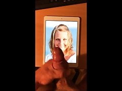 Neues Tribute