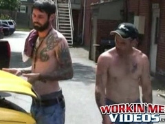 Hairy studs fix a car and end up rawfucking deep and hard
