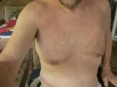Daddy Hairyartist offers you his impressive package to indulge in