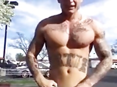 Flexing Cholo 4