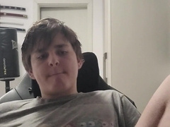 Uber-cute stud tugging sausage and nutting