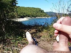 Wanking in the lake