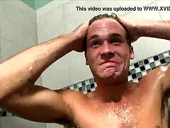 2 hetero hunks showering together for money