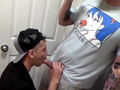 Nothing hotter than a horny stud sucking dick