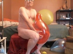 Retro Balloon Bust