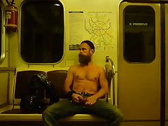 Hot bearded man wank and jerk in the Tube