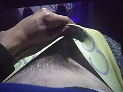 HAVING A GREAT HANDJOB UNTIL I CUM