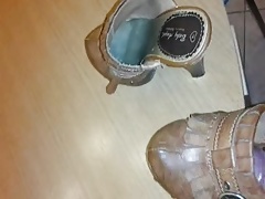 More....Cumshot on Clog wife's...