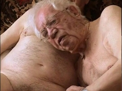 Amateur Video: Older Gay Man in Suspenders