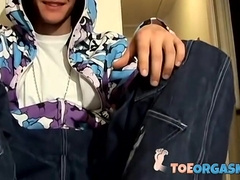 Young Foot Lover Clyde Strokes His Cock And Cums On His Feet - Clyde Walton