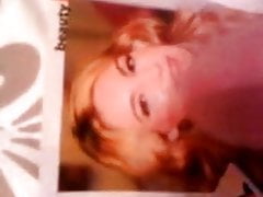 BLONDE BABE FACIAL CUM TRIBUTE