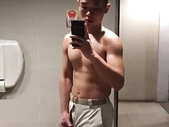 asian cutie filming his wank in restroom (14'')