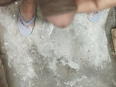 Live pissing
