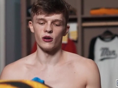 Men - Shamu Azizam Pulls Off His Pants And Bends So Jake Preston Can Bury His Tongue Inside His Hole