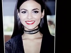 Victoria justice Cum