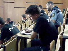 Free Fall (2009) marionette Español