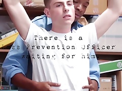 YoungPerps - Beefy stud fucked hard by a mall cop