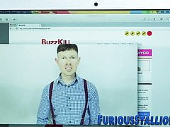 Brawny hunk gets shlong sucked before banging