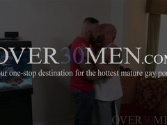 Beefy Alessio Romero shows ex boyfriend Drake Jaden some cock moves