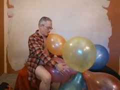Balloon fuck, gay latex, man masturbating