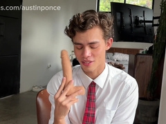 Austin Scholar Femboy satisfy himself with a large fake penis