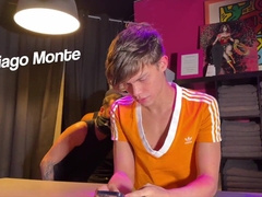 Flamy Burglars for a Flirtatious Twunk