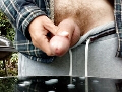 Rockardglans show for neighbors wanking and cumming on patio table