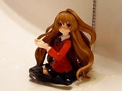 Pissing on Toradora! - Aisaka Taiga (Max Factory)