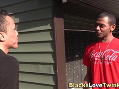 Watch this hot ebony twink take a hot interracial facial in this hardcore video