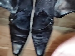 Stiefel besamt