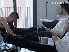 Window Washer Sucks Duo's Feet And Cocks