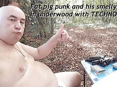 6% Fat pig punk and feet smelly in underwood with TECHNO MUSIC !