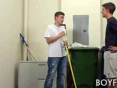 Hot Torrid Machos Get Down and Dirty with An Extreme BJ