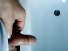 I like to pee