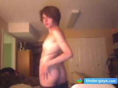 Crossdressing Twink on Webcam1